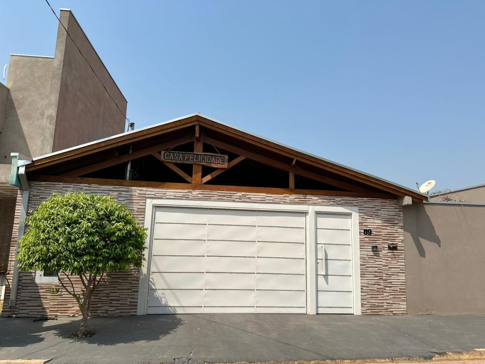 Holiday home Casa Grande Com Piscina E Churrasqueira